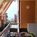 Lägenhet Lussuoso Vista Con Privata Bardolino
