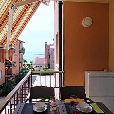 Daire Lussuoso Vista Con Privata Bardolino